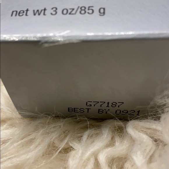 BRAND NEW PCA PERFECTING NECK AND DÉCOLLETÉ‼️✨ - Picture 6 of 8